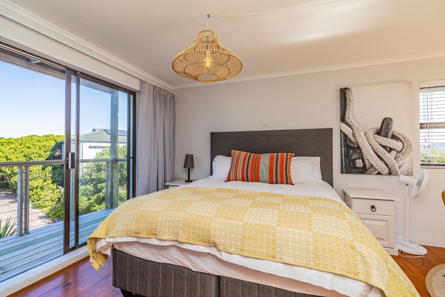 4 Bedroom Property for Sale in Keurboomstrand Western Cape